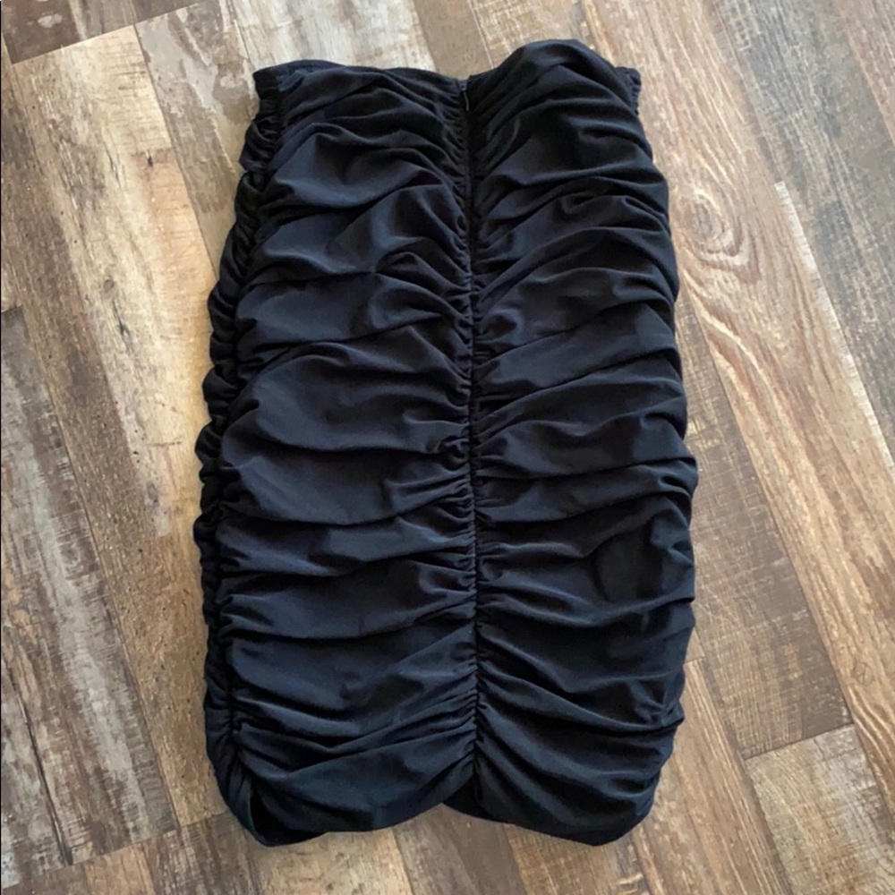 Skirt - Picture 2 of 4